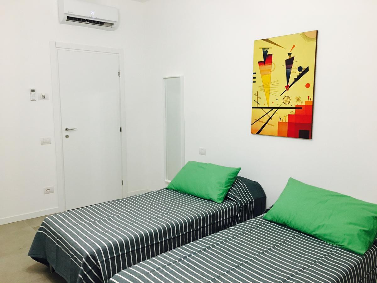 Room Center Station 2 Bergamo Dış mekan fotoğraf