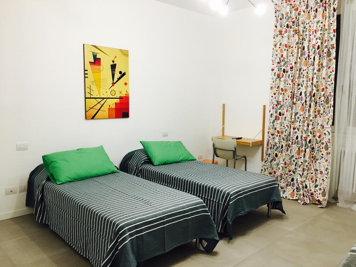 Room Center Station 2 Bergamo Dış mekan fotoğraf