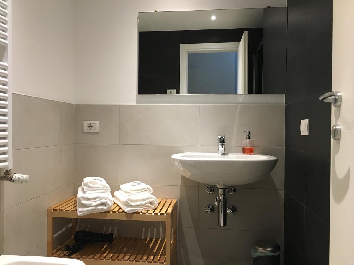 Room Center Station 2 Bergamo Dış mekan fotoğraf