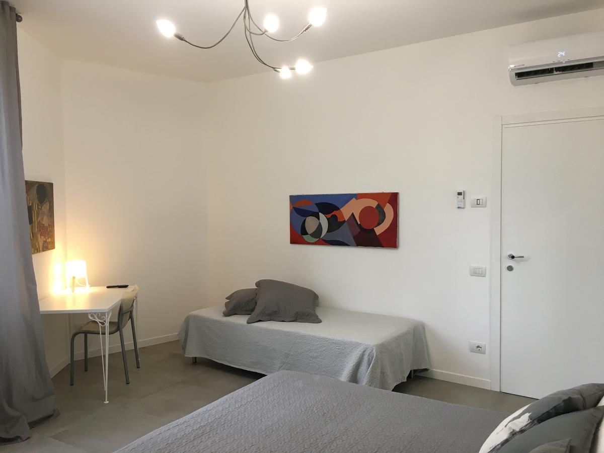 Room Center Station 2 Bergamo Dış mekan fotoğraf